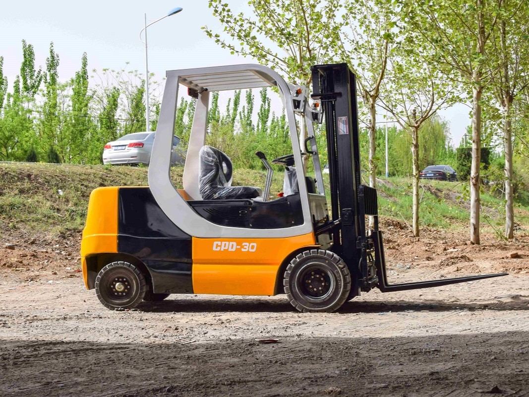 HG-CPD30 3Ton Electric Forklift