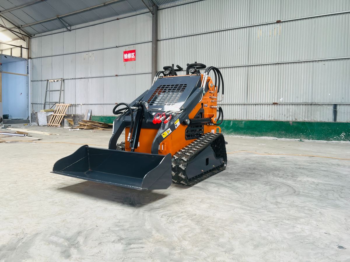 HG-380 Tracked skid steer loader 3