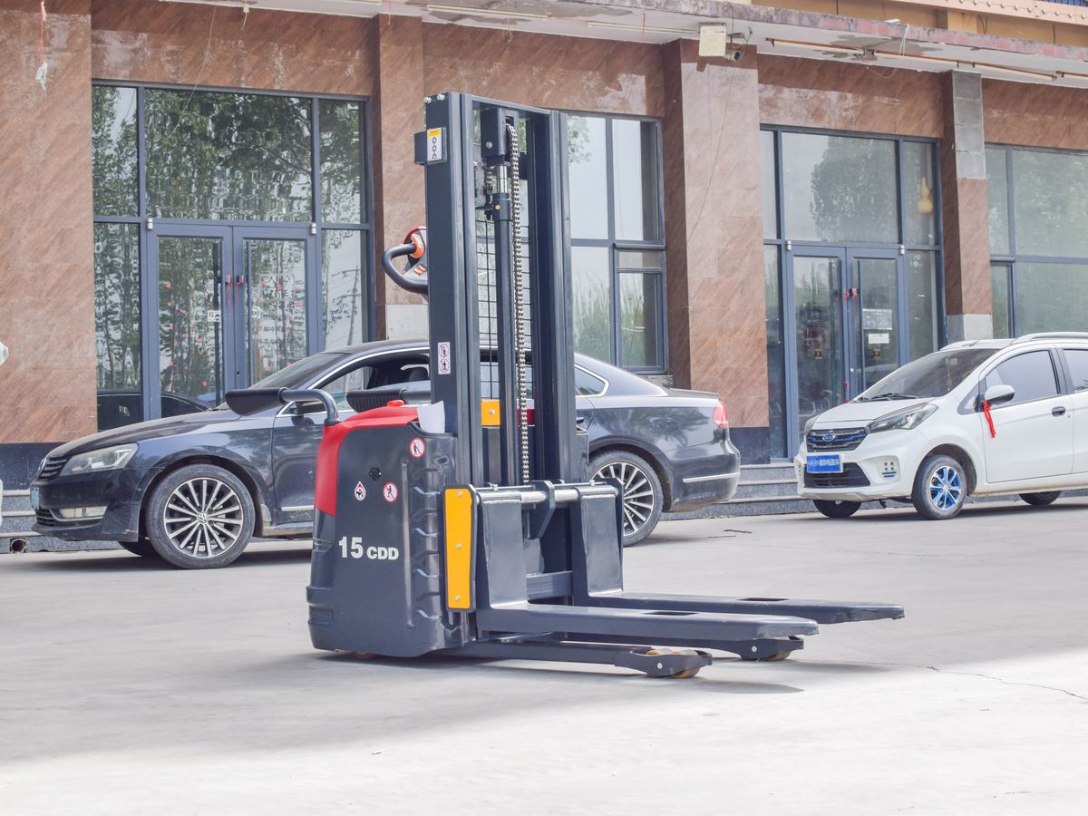 HG-CDD15 1.5Ton Electric Pallet Stacker